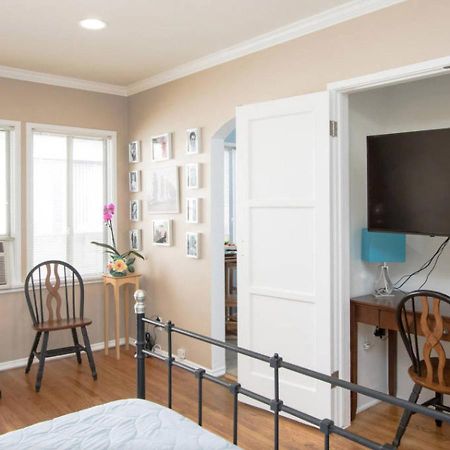 The Burbank Sanctuary - Be Pampered - Full Kitchen Apartamento Exterior foto