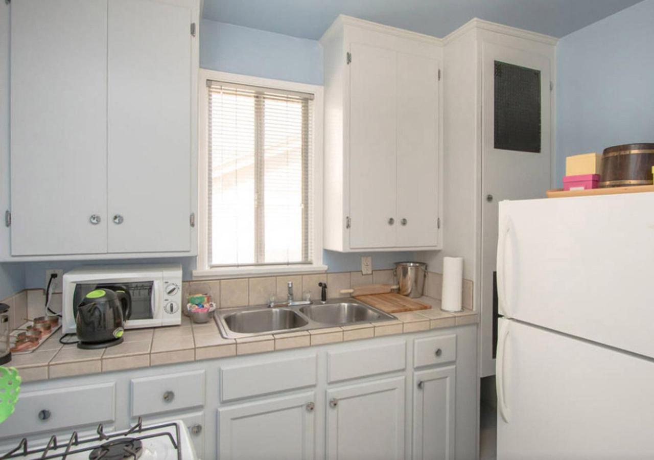 The Burbank Sanctuary - Be Pampered - Full Kitchen Apartamento Exterior foto
